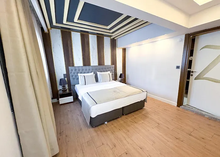 Mira Kuecuekyali Izmir