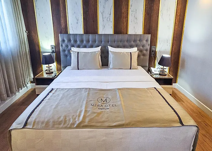 Mira Kuecuekyali Hotel
