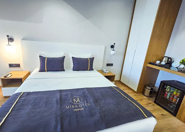 Mira Kuecuekyali Hotel *