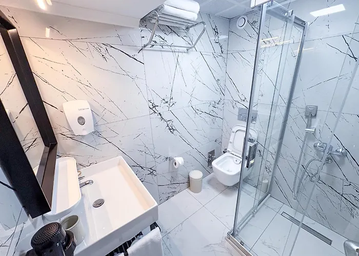 Mira Kuecuekyali Hotel Izmir