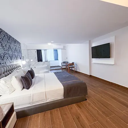 Mira Küçükyalı Otel