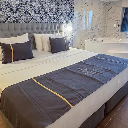 Otel Mira Küçükyalı İzmir