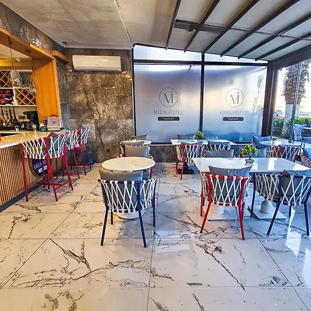 Mira Küçükyalı * İzmir