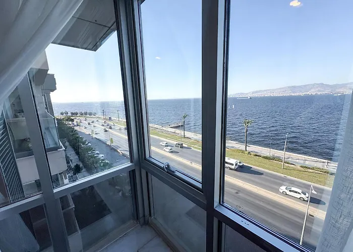 Mira Küçükyalı *