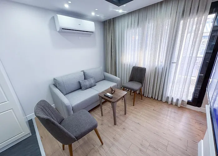 Hotel Mira Küçükyalı *