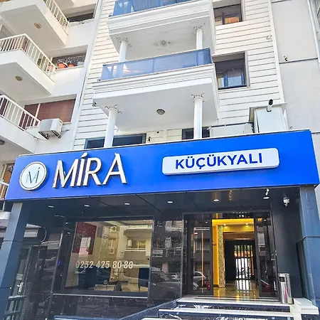 Mira Kuecuekyali إزمير